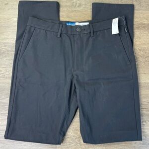NWT Men’s Black Ultimate Tech Slim Chino Pants with Built in Flex, size 31x34